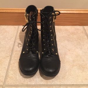 Guess Black Leather Ankle Combat Boots